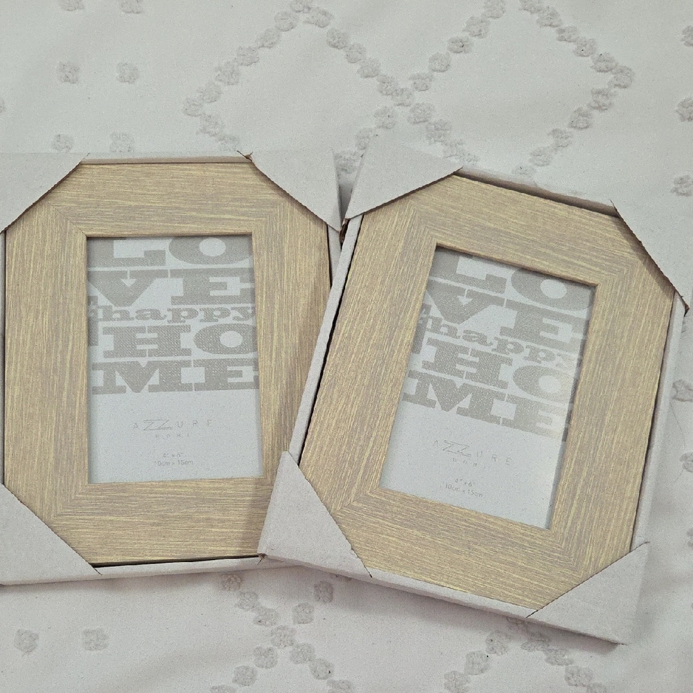 Set of 2 Cream Wood-Effect Picture Frames